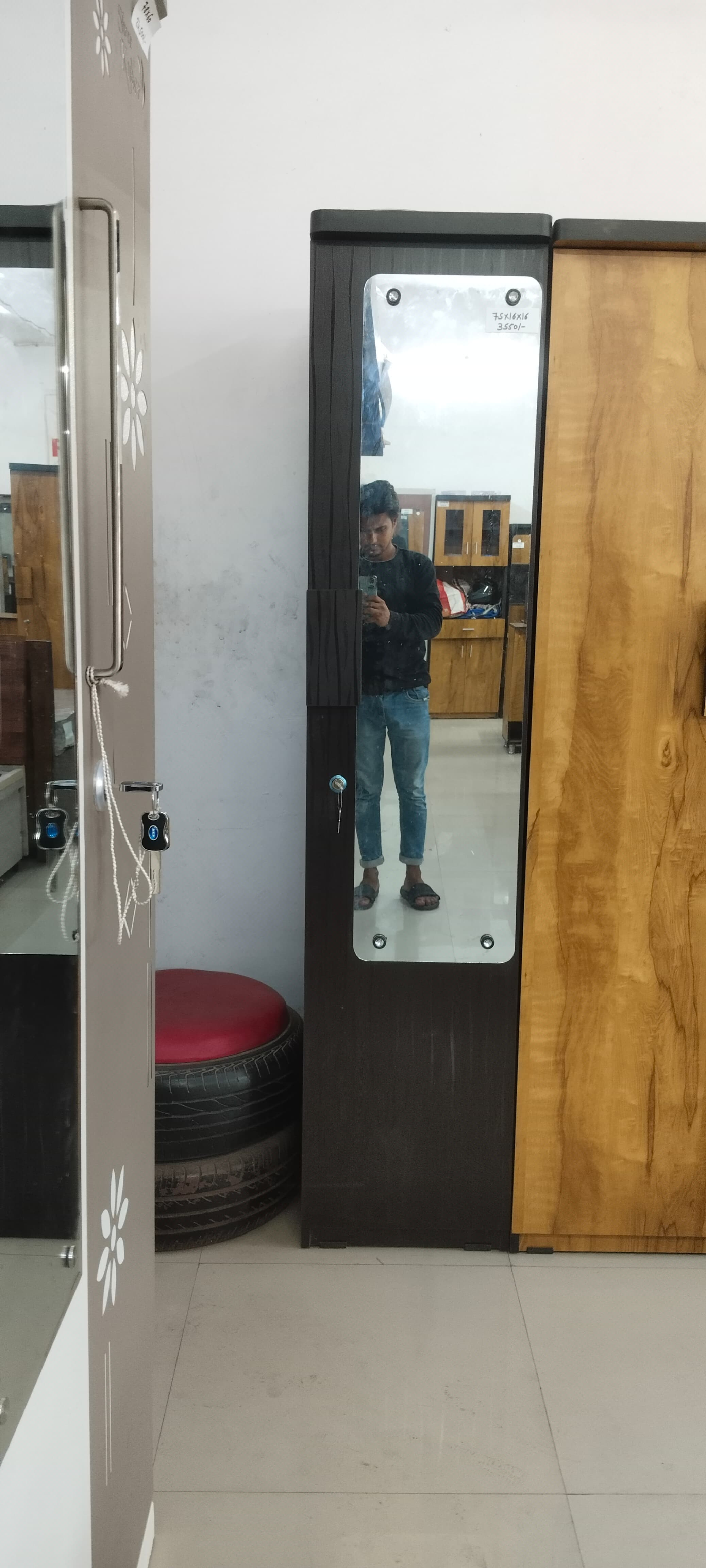 Single door wardrobe  with mirror 75x16x16