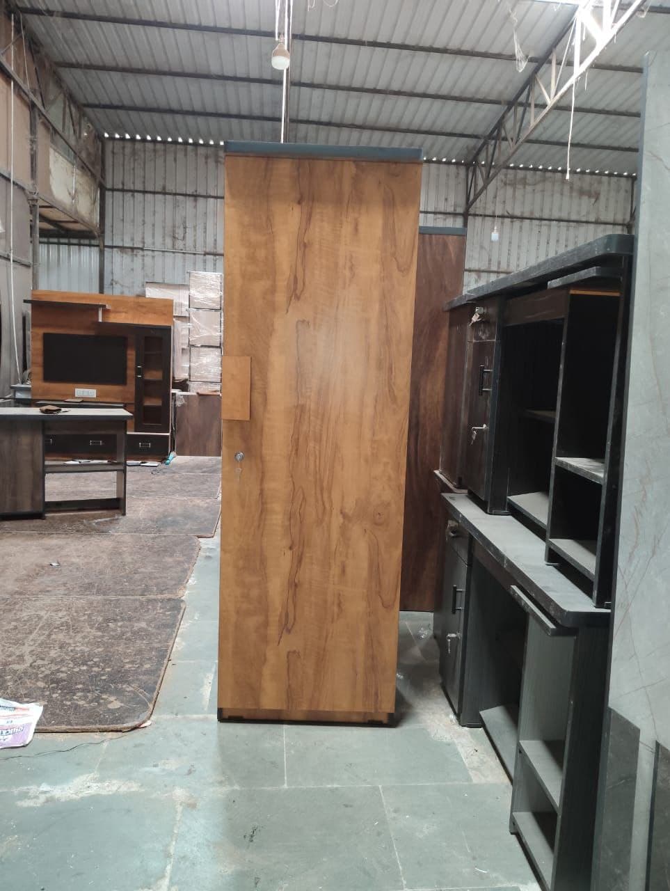 Single door wardrobe 75x16x24