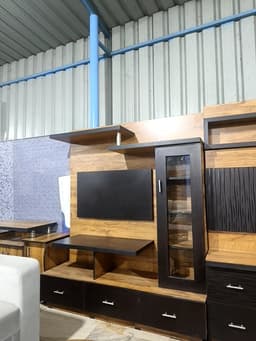 Golden coach wood. Side piller