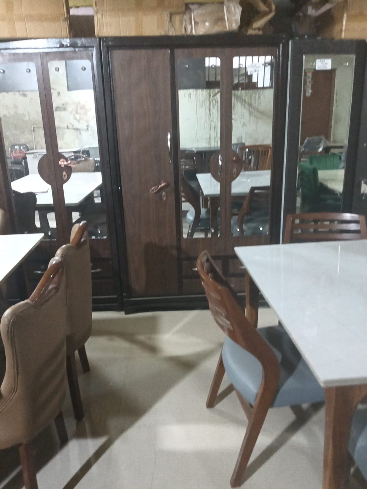 3 DOOR METAL TIJORI DABHOI