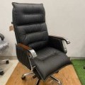 Aashirwad boss chair model 372